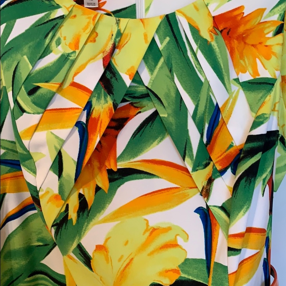 Spring/ summer dress - Picture 2 of 5